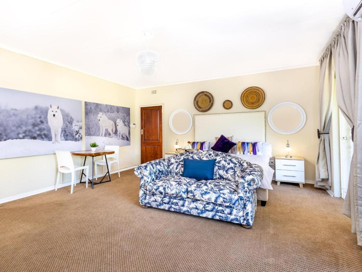 Woelfe Krantz Accommodation Mbombela Room photo