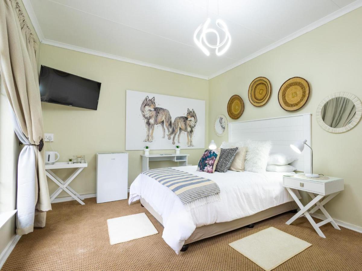 Woelfe Krantz Accommodation Mbombela Room photo